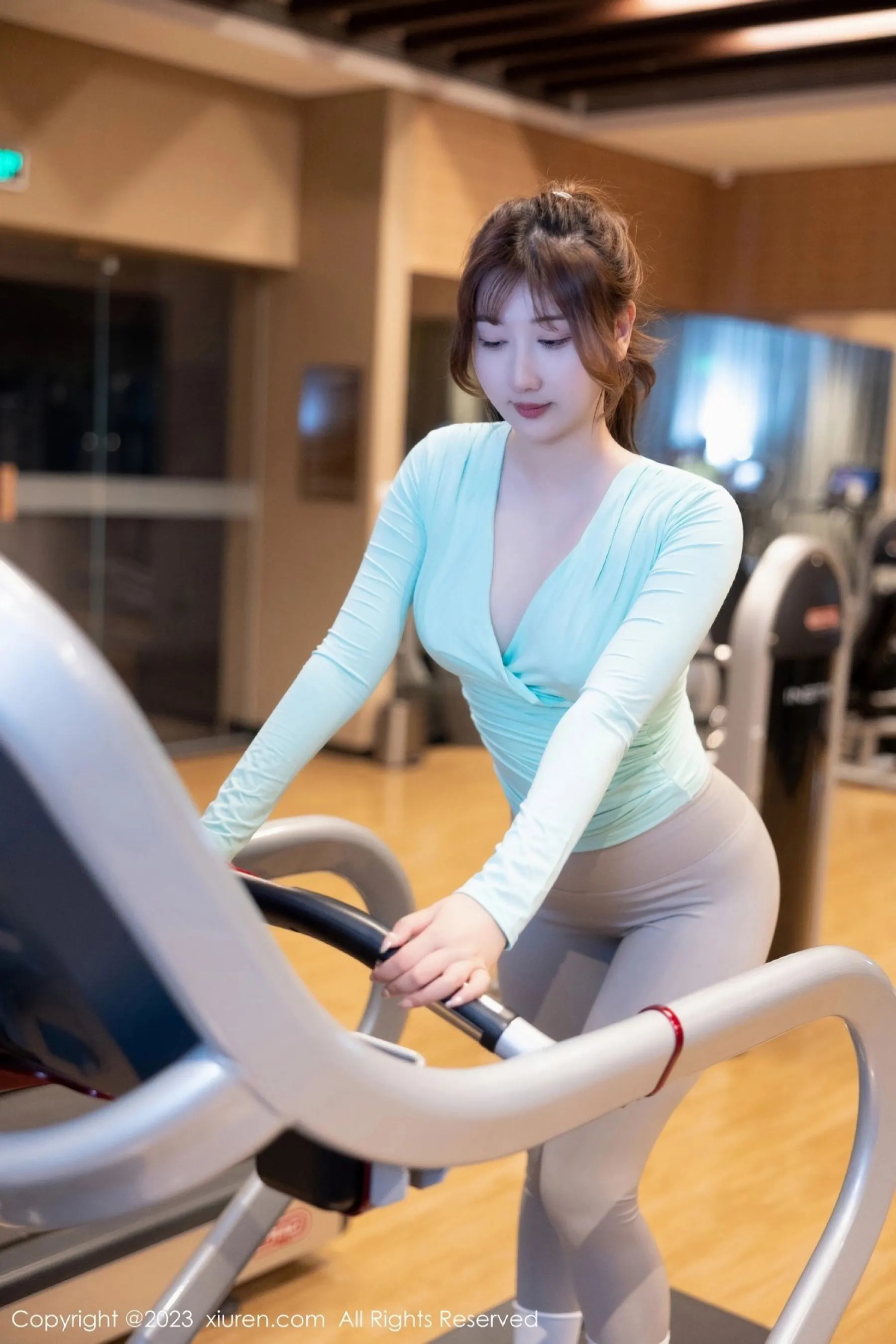 Vol. 6801 江真真 | Page 2