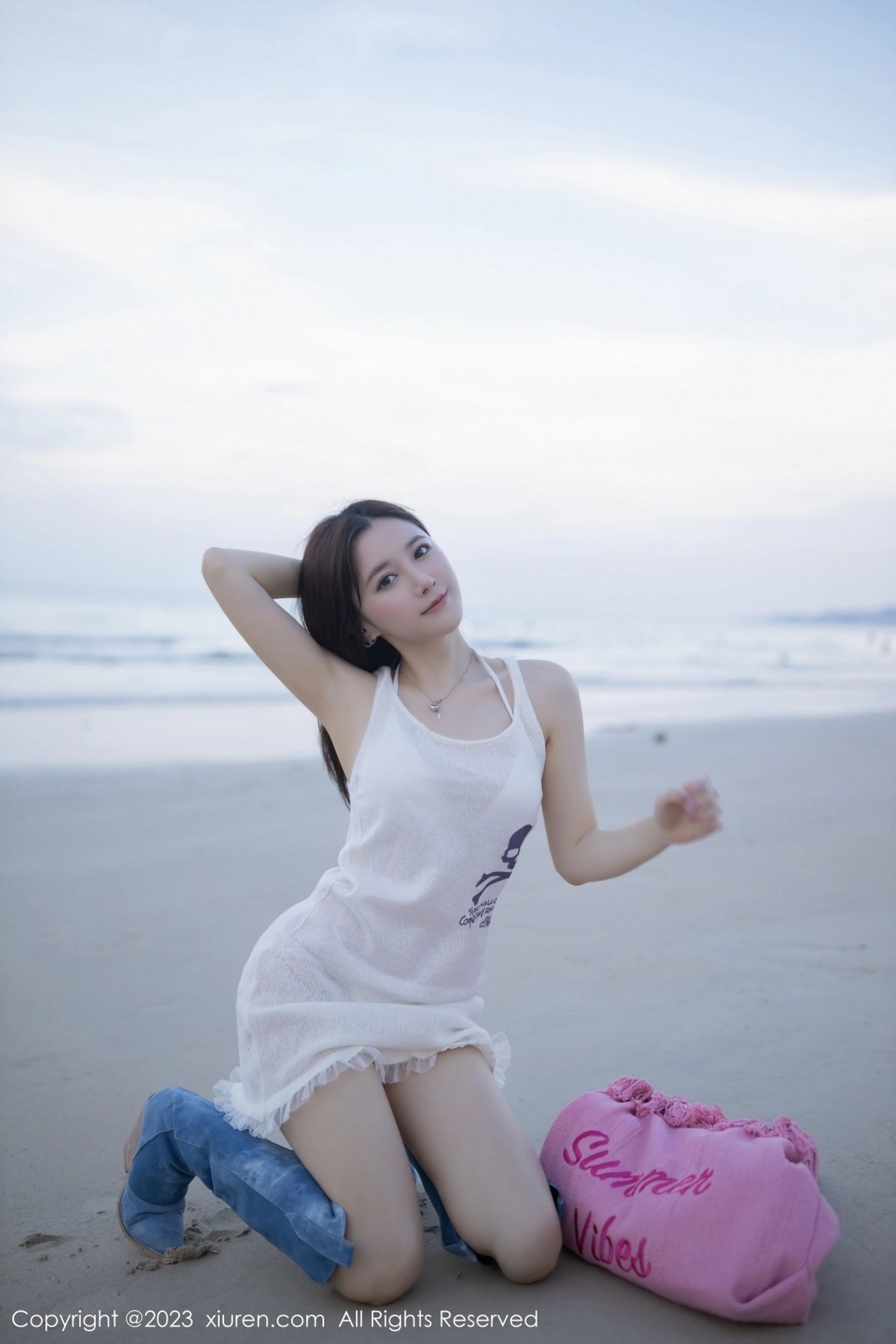 Vol. 6852 鱼子酱Fish