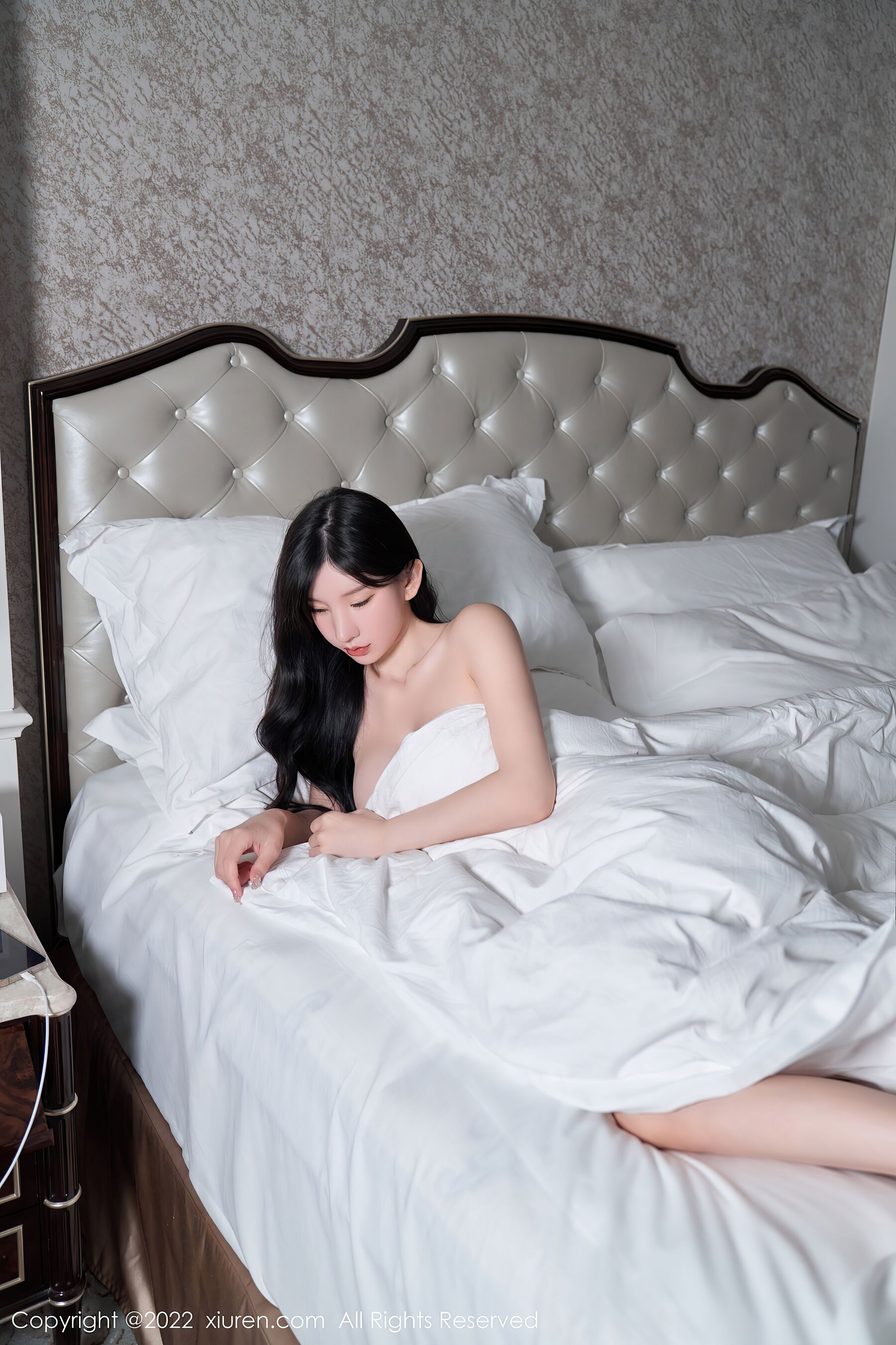 Vol. 5638 周於希Sally | Page 2