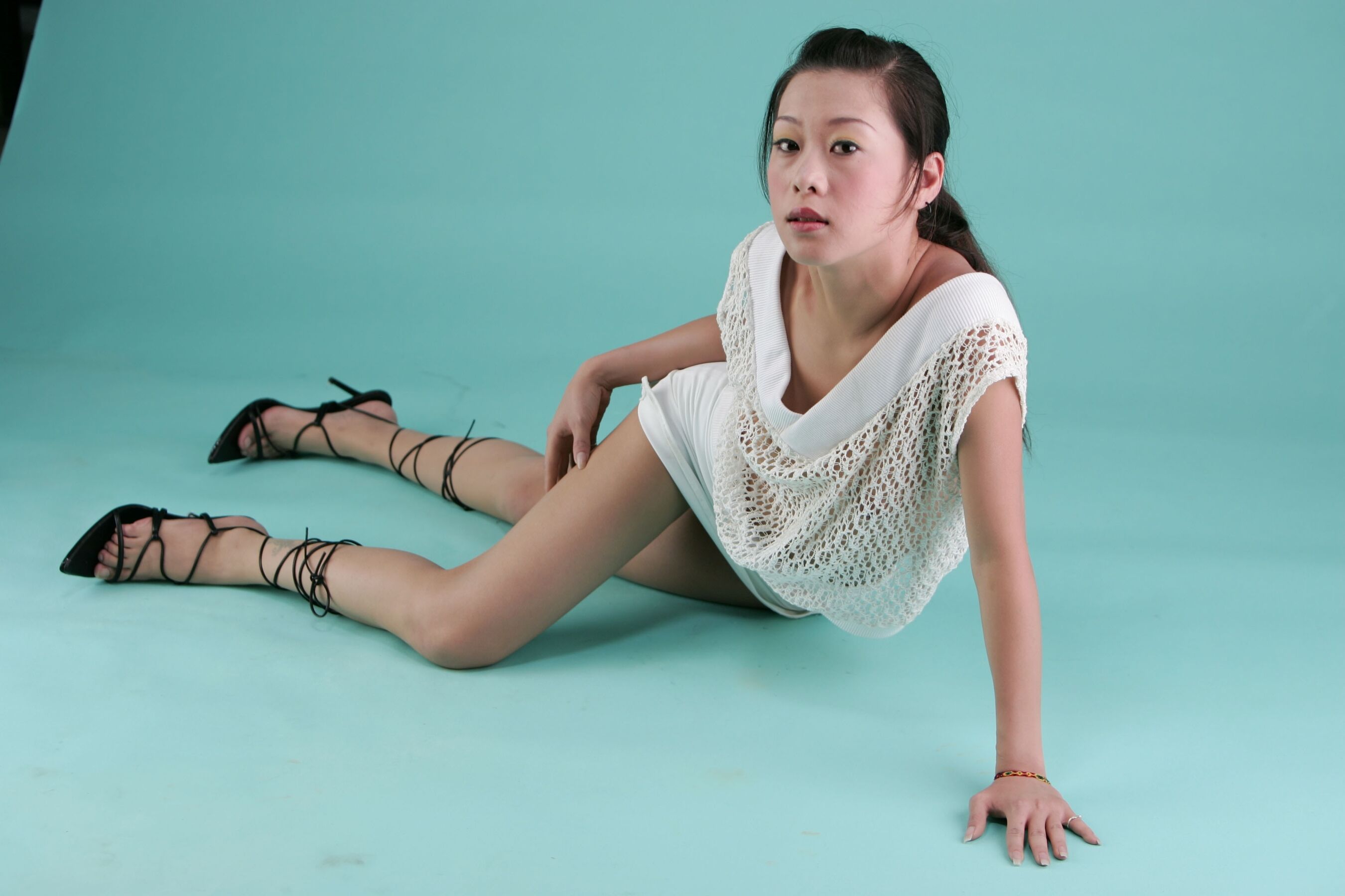 国模蓉儿大尺度人体私拍套图 | Page 3