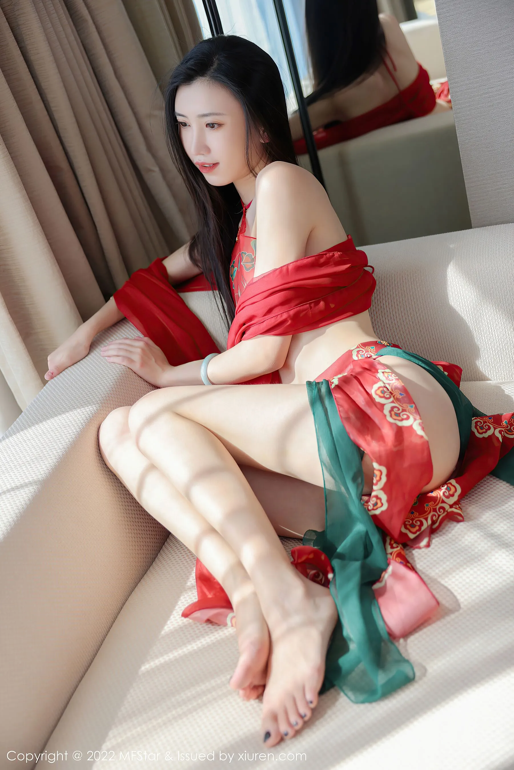 Vol. 0560 吴思晚 | Page 2
