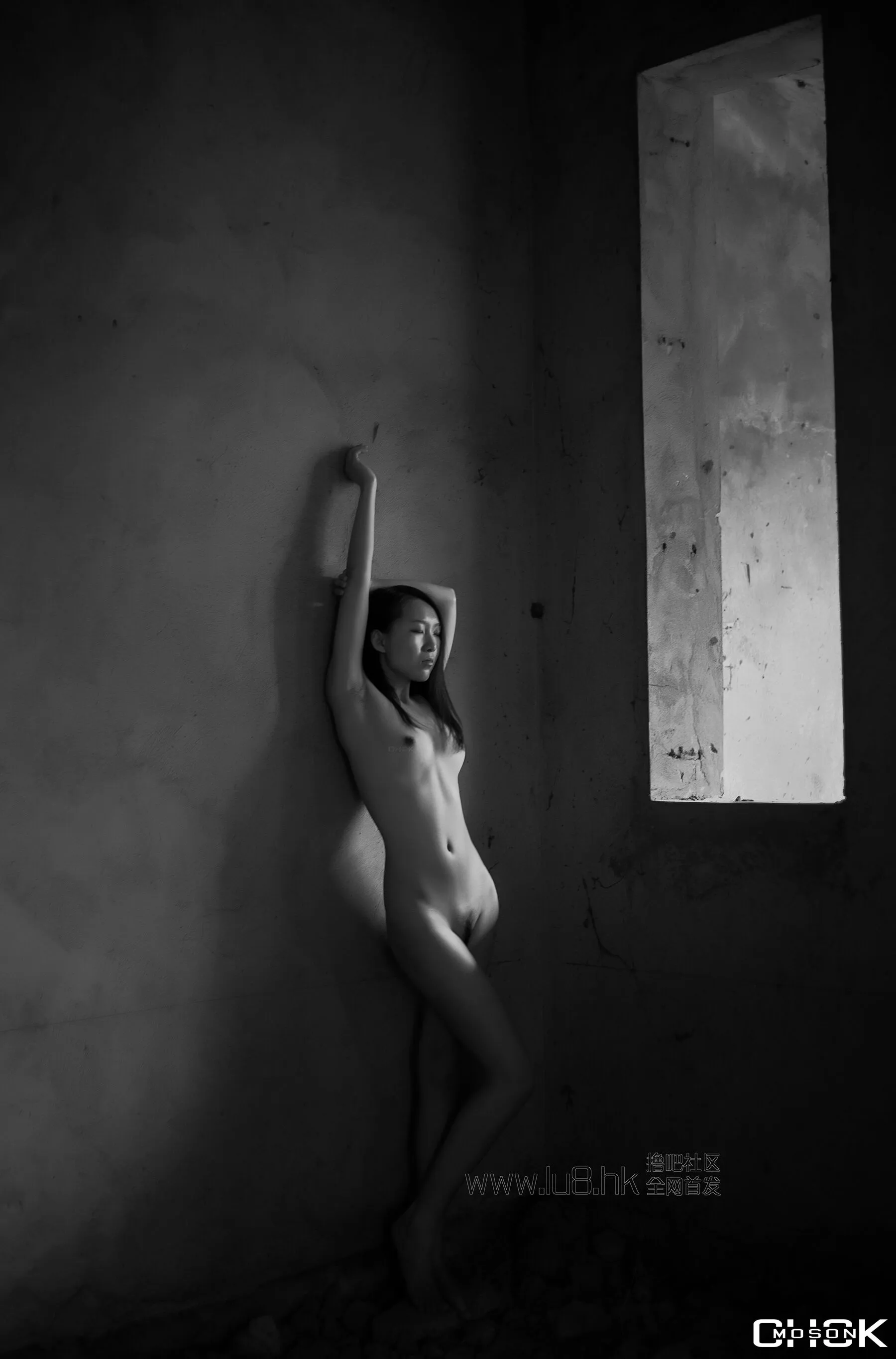 黑白脱