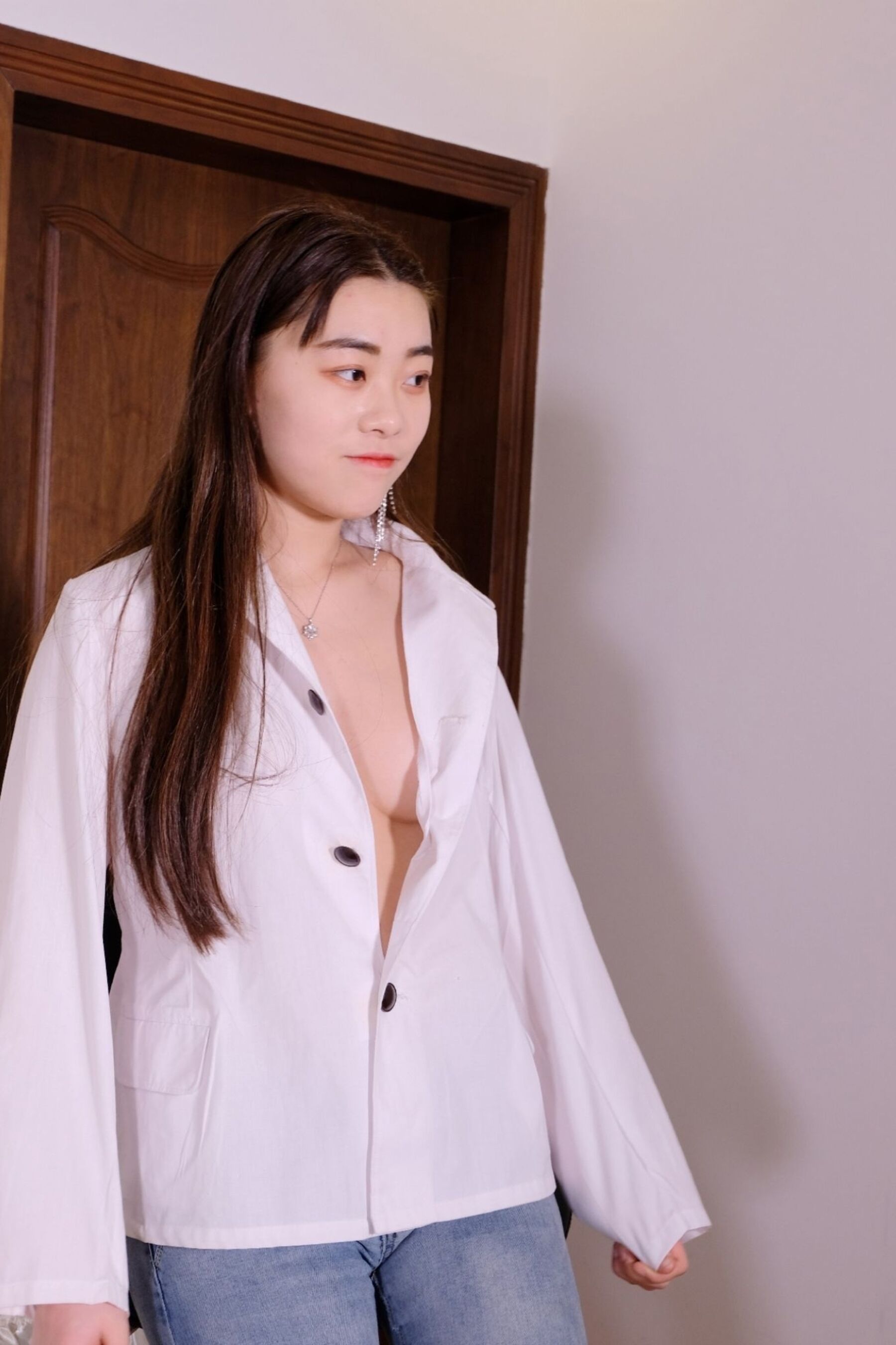 国模北影妹子大尺度人体私拍套图 | Page 5