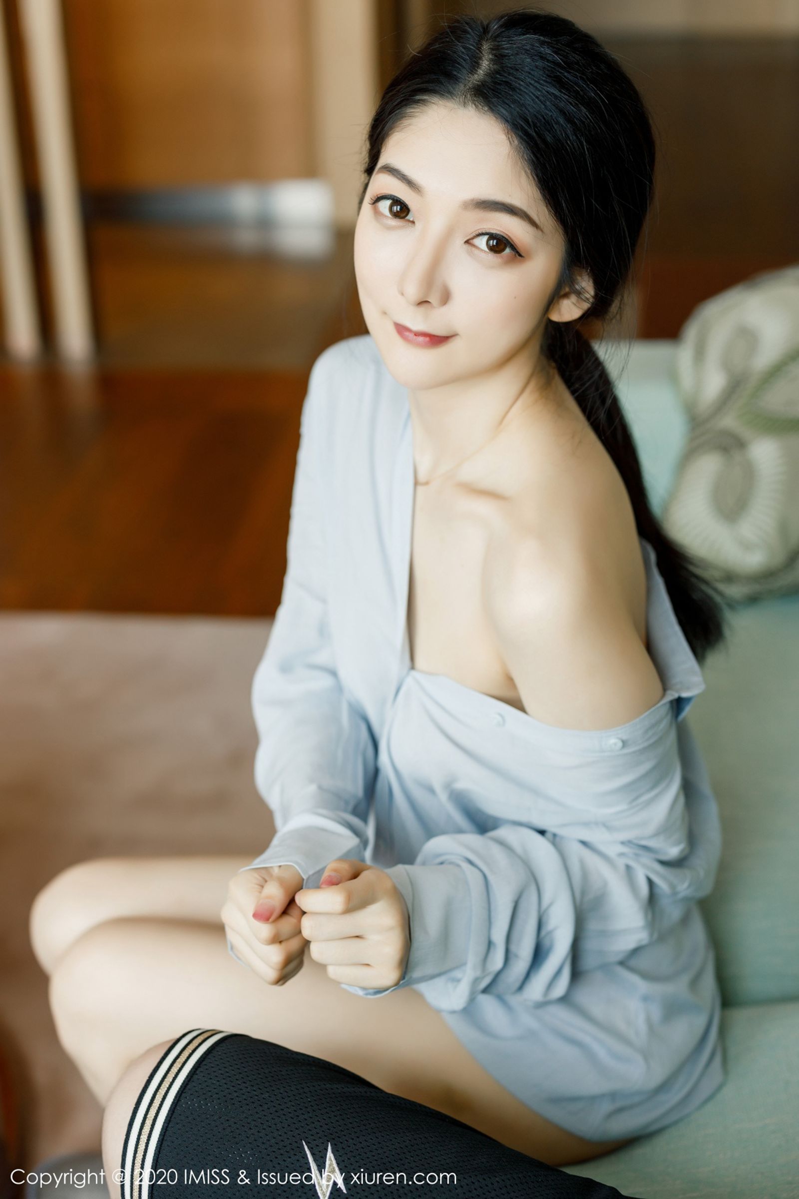 Vol. 499 Angela小热巴 | Page 2