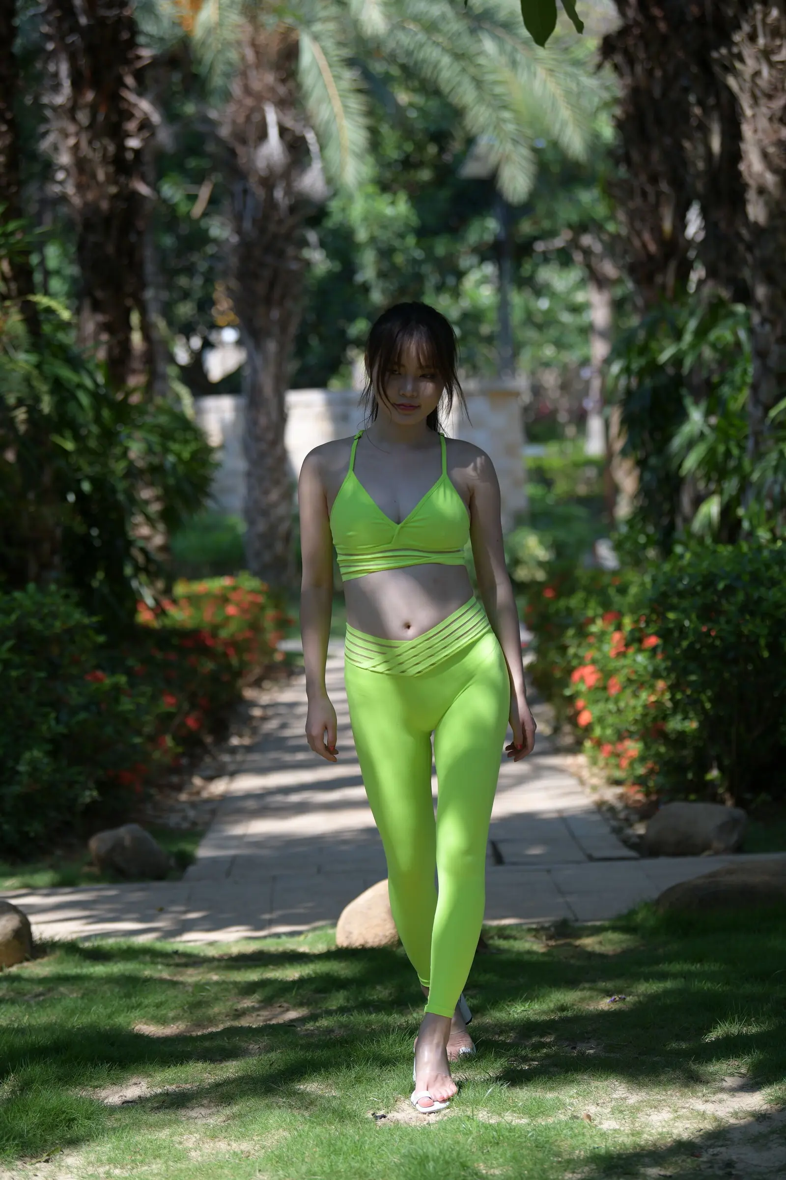 醉美龙亚湾 第一篇：梓萱 遇见萤火（魔镜街拍：魂魄） | Page 5