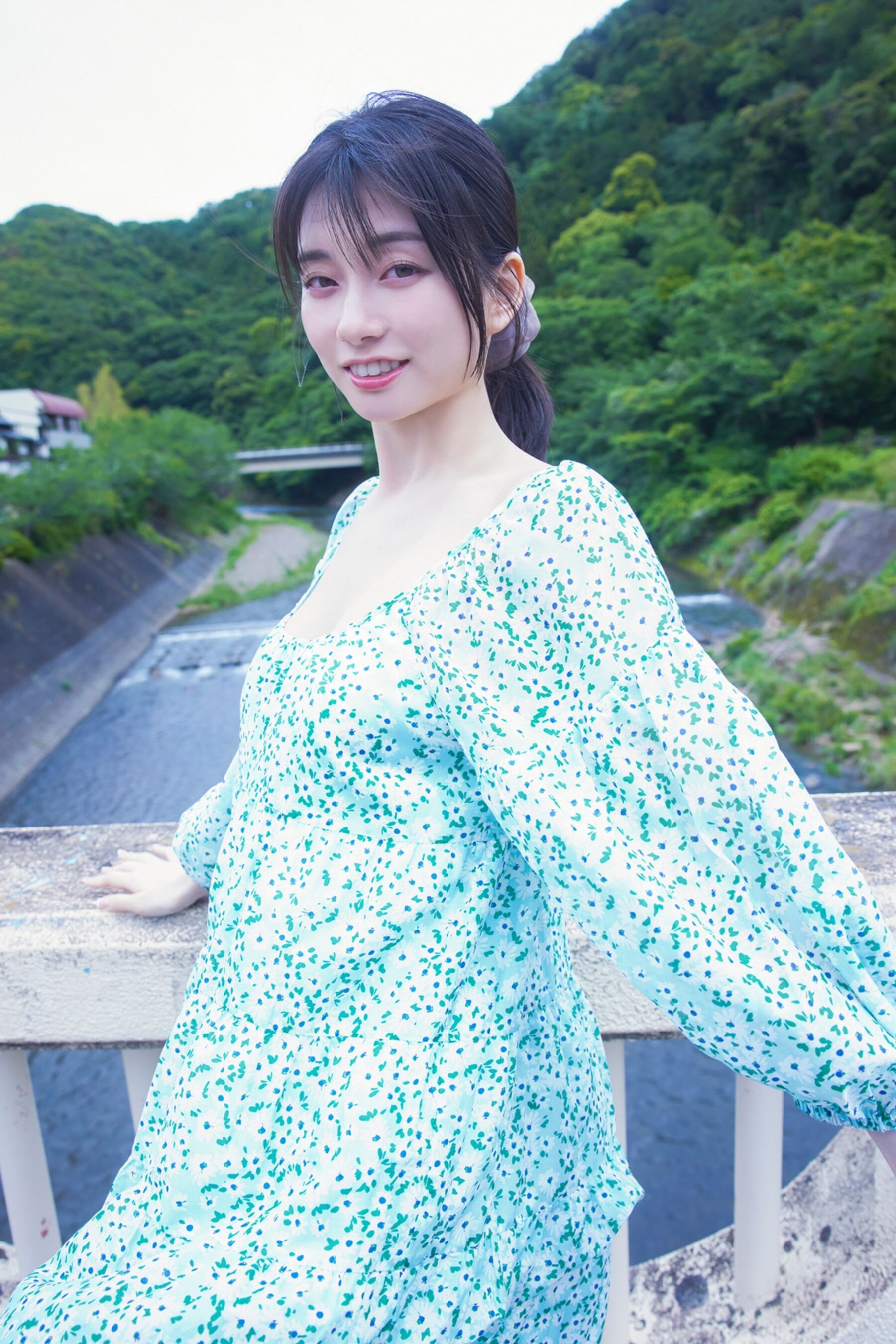 瀬戸环奈《温泉逃避行》 | Page 2