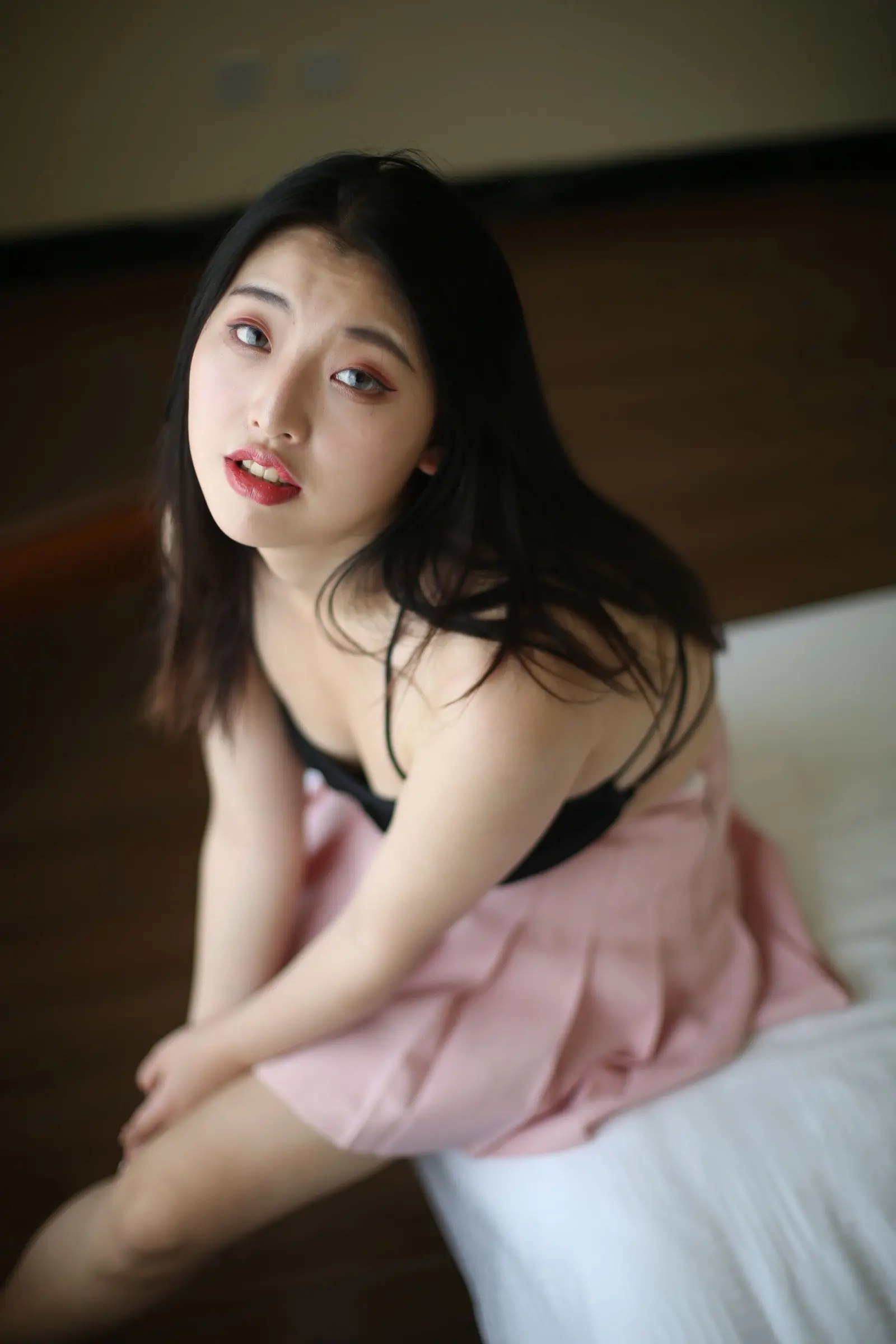 国模小何大尺度性爱人体私拍套图（2019-08-10） | Page 5