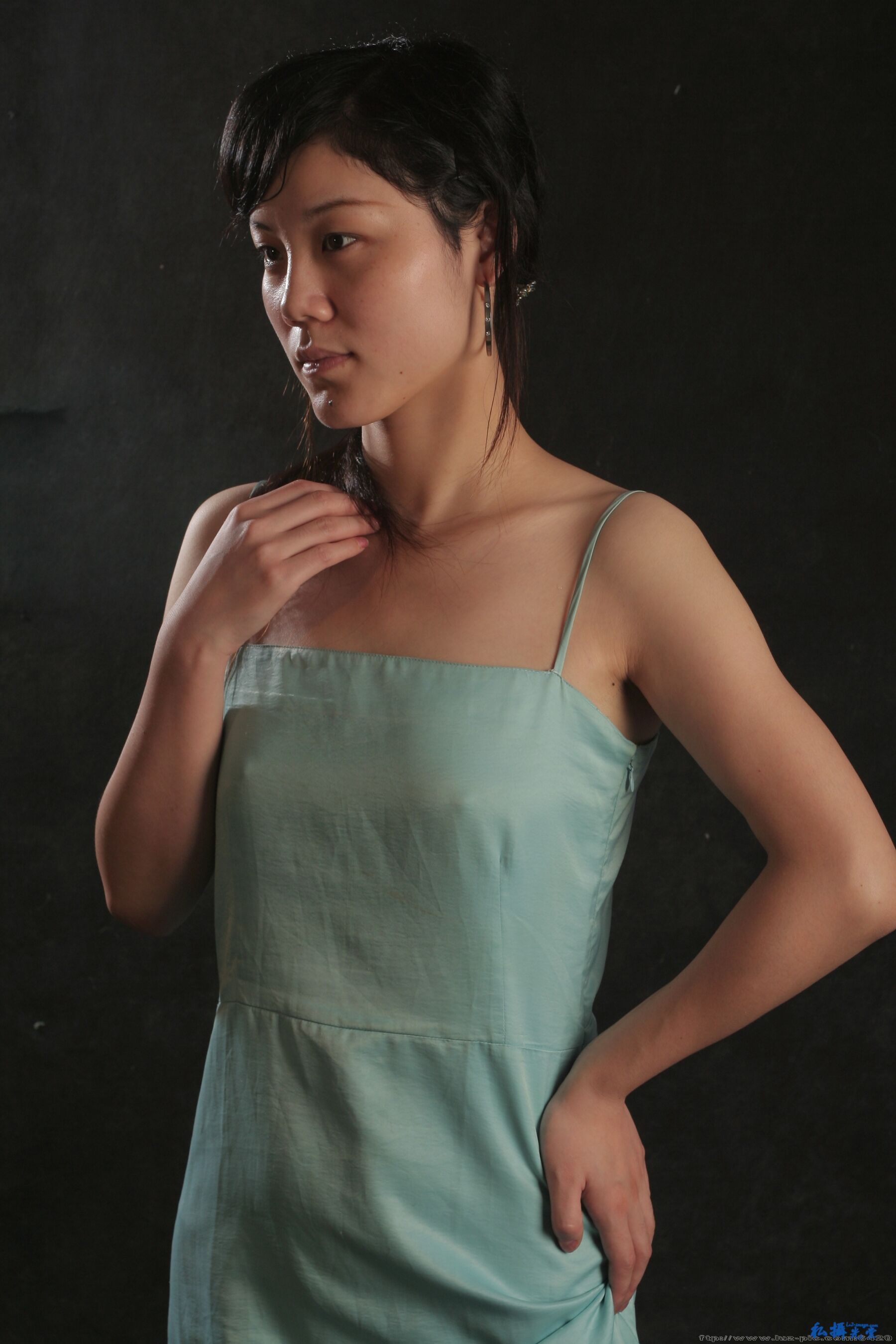 国模安菲人体私拍套图 | Page 3