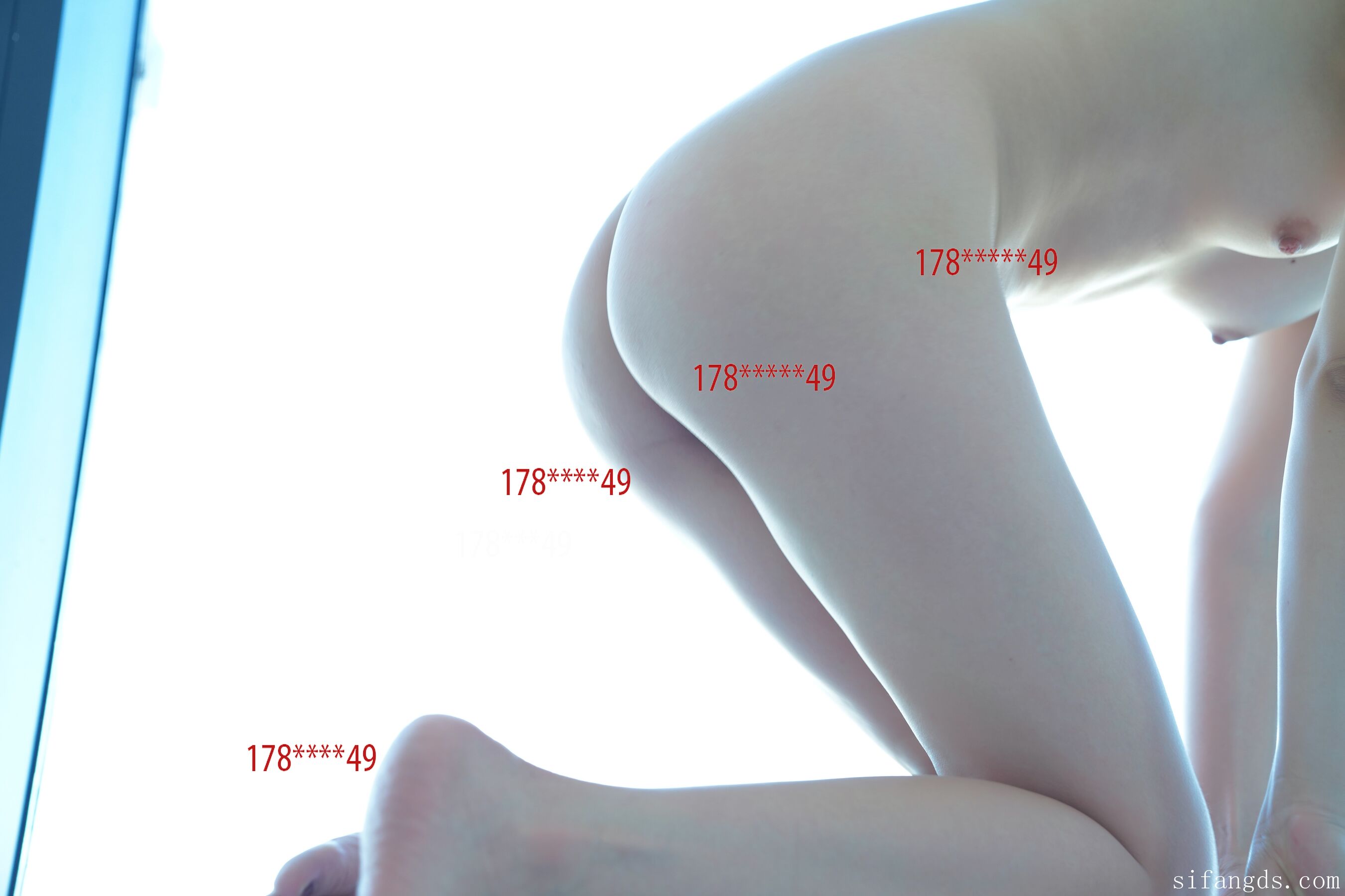 国模婠婠麽大尺度人体私拍套图