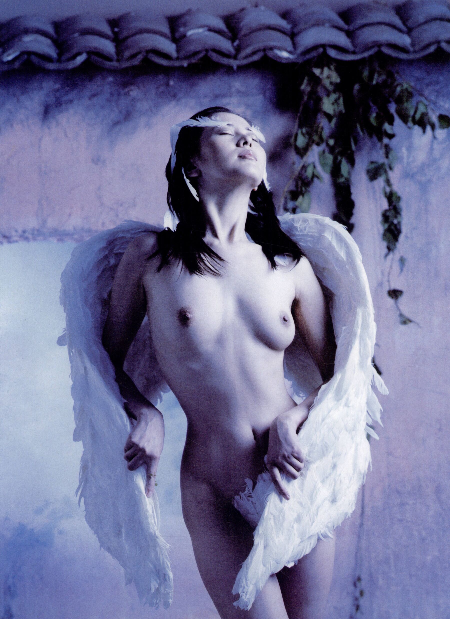 汤加丽人体艺术写真 | Page 4