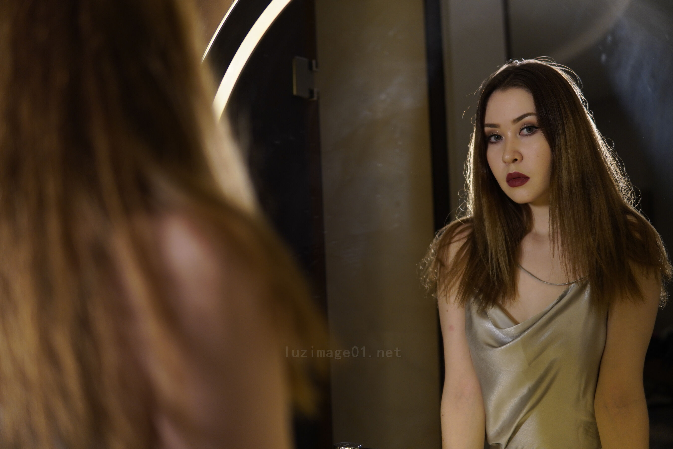 国模嘉怡人体私拍套图 | Page 2