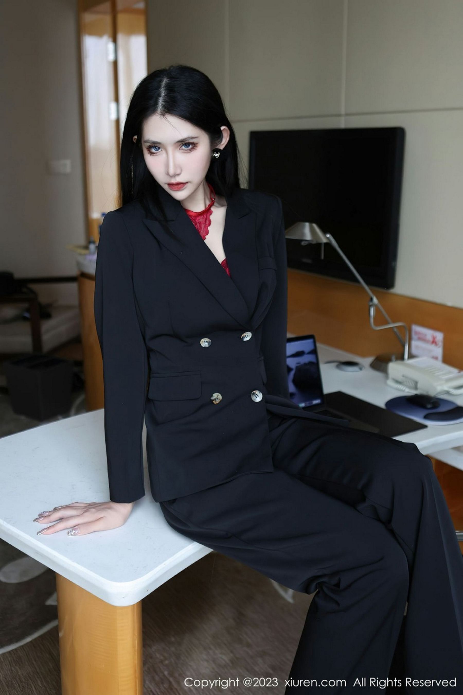 Vol. 6402 依娜Yina | Page 2