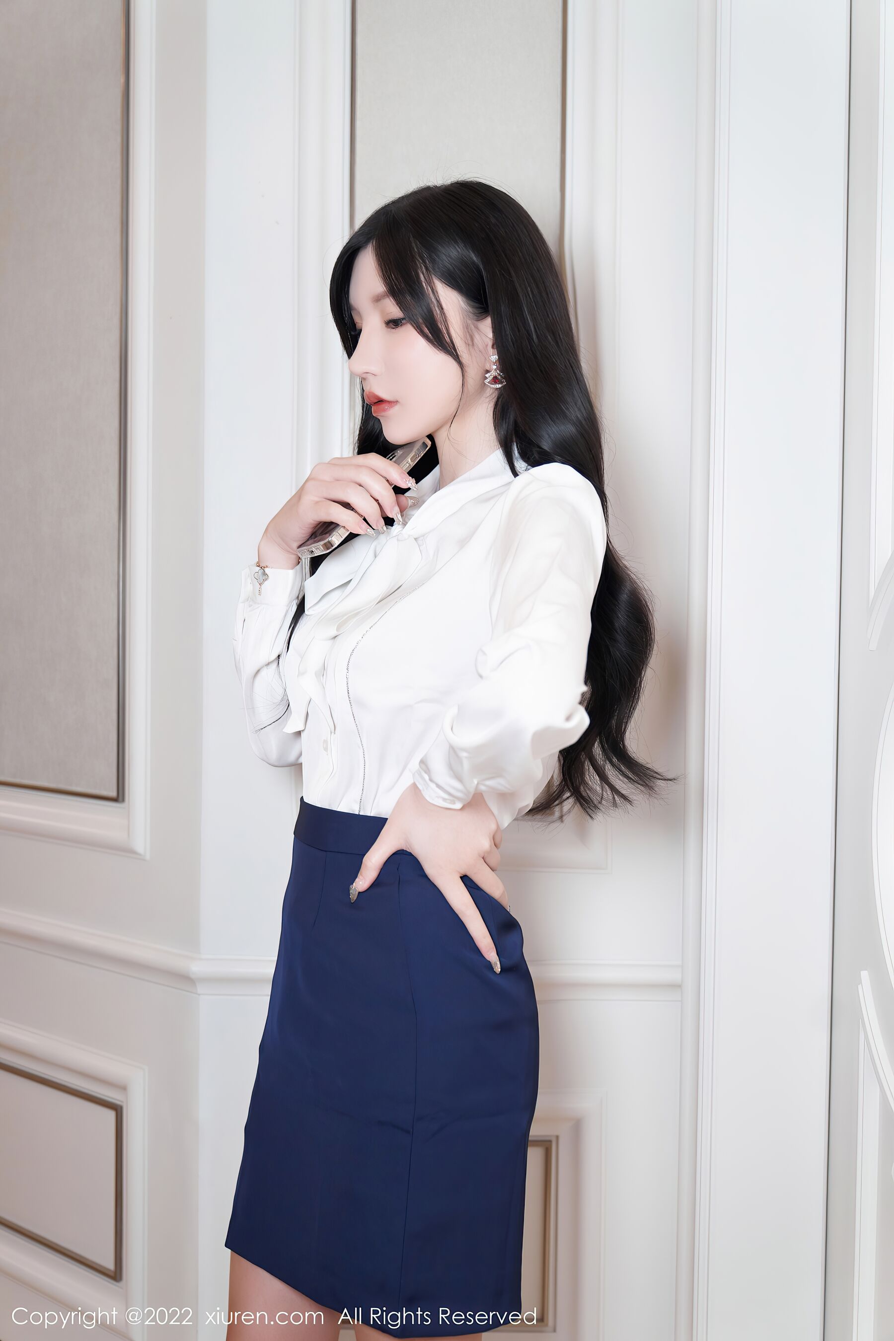 Vol. 5716 周於希Sally | Page 2