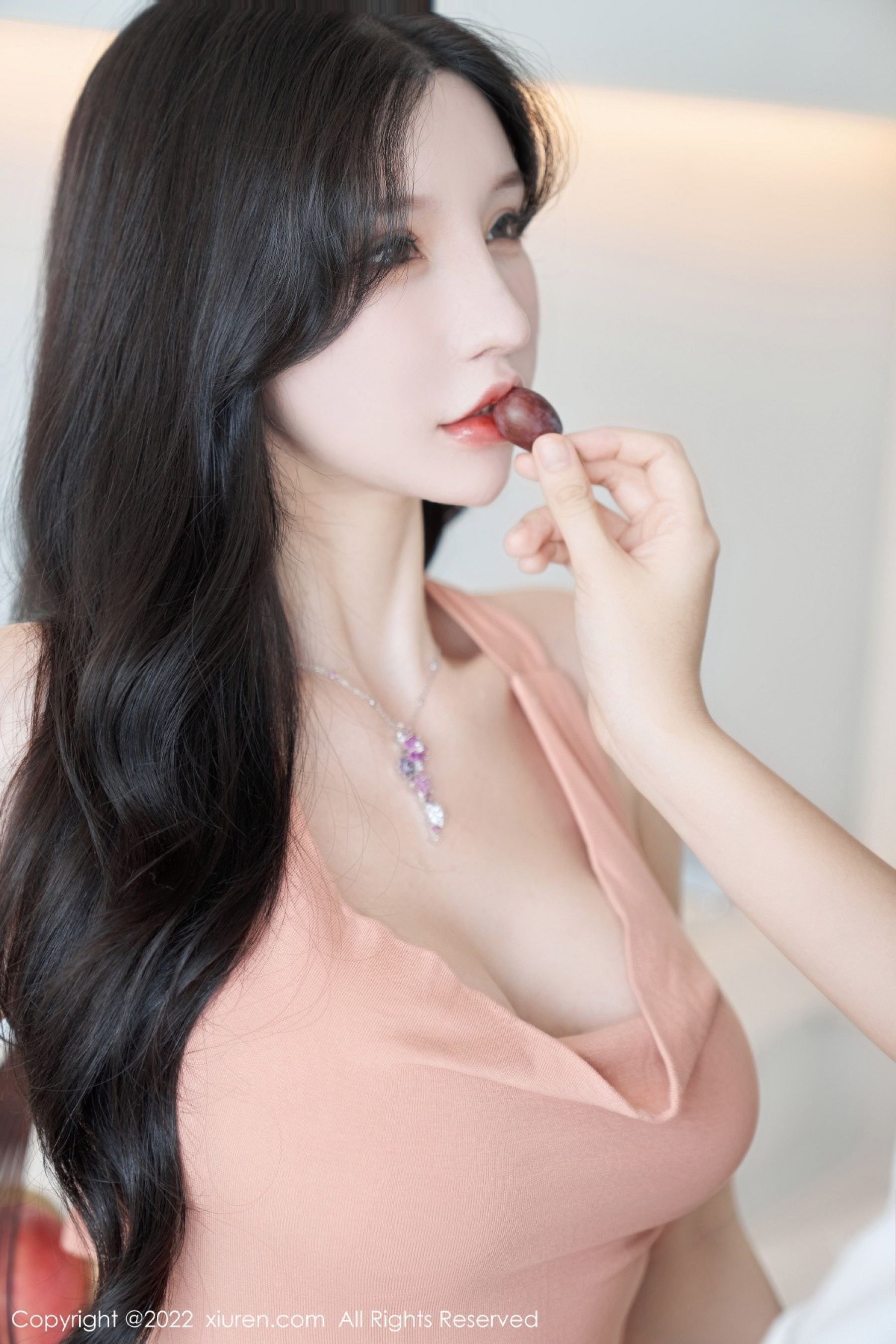Vol. 5881 周於希Sally