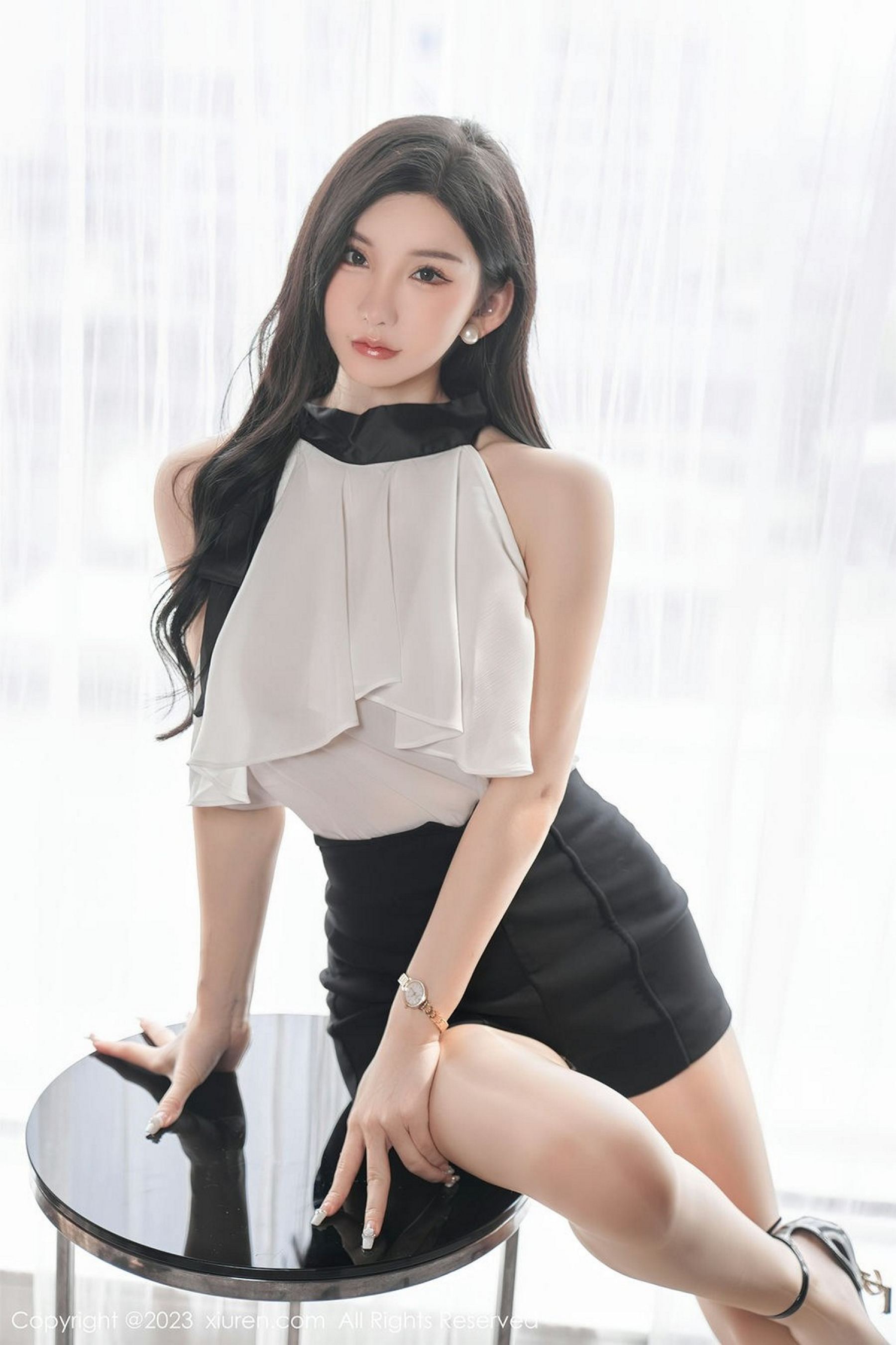 Vol. 6435 周於希Sally | Page 2