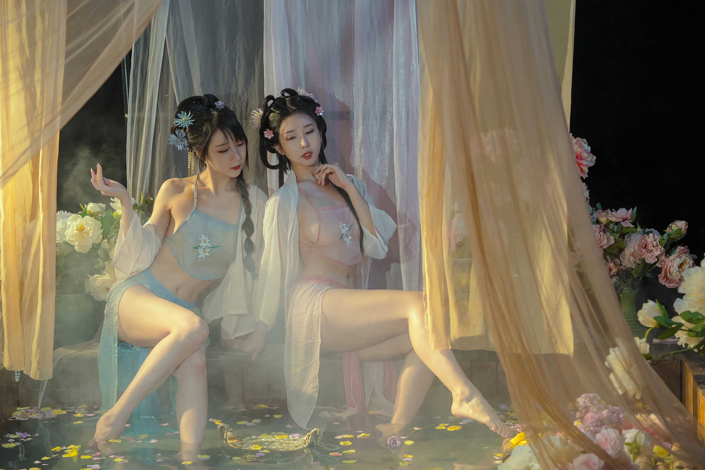 云溪溪《水池嬉戏》 | Page 2