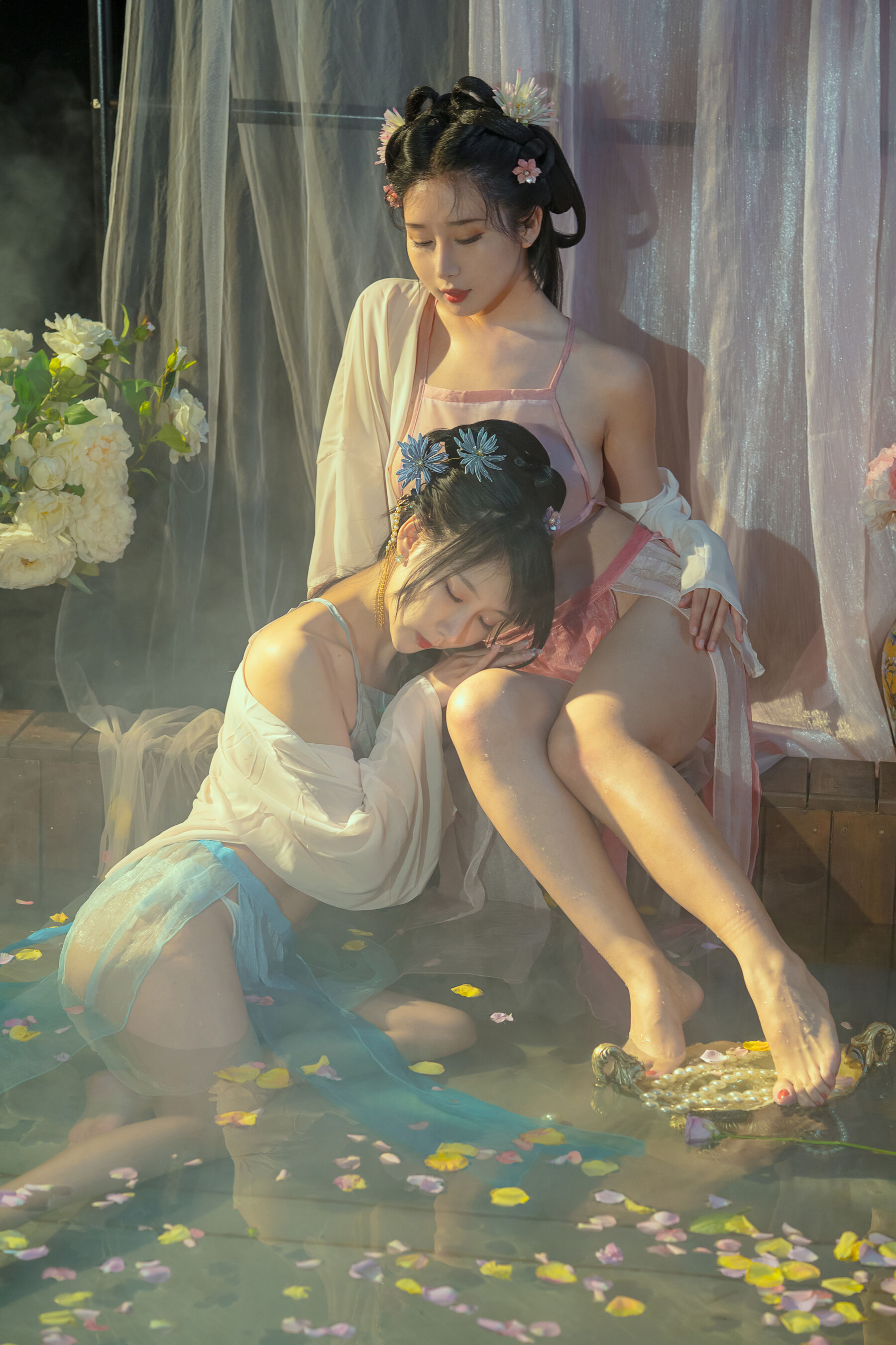 云溪溪《水池嬉戏》