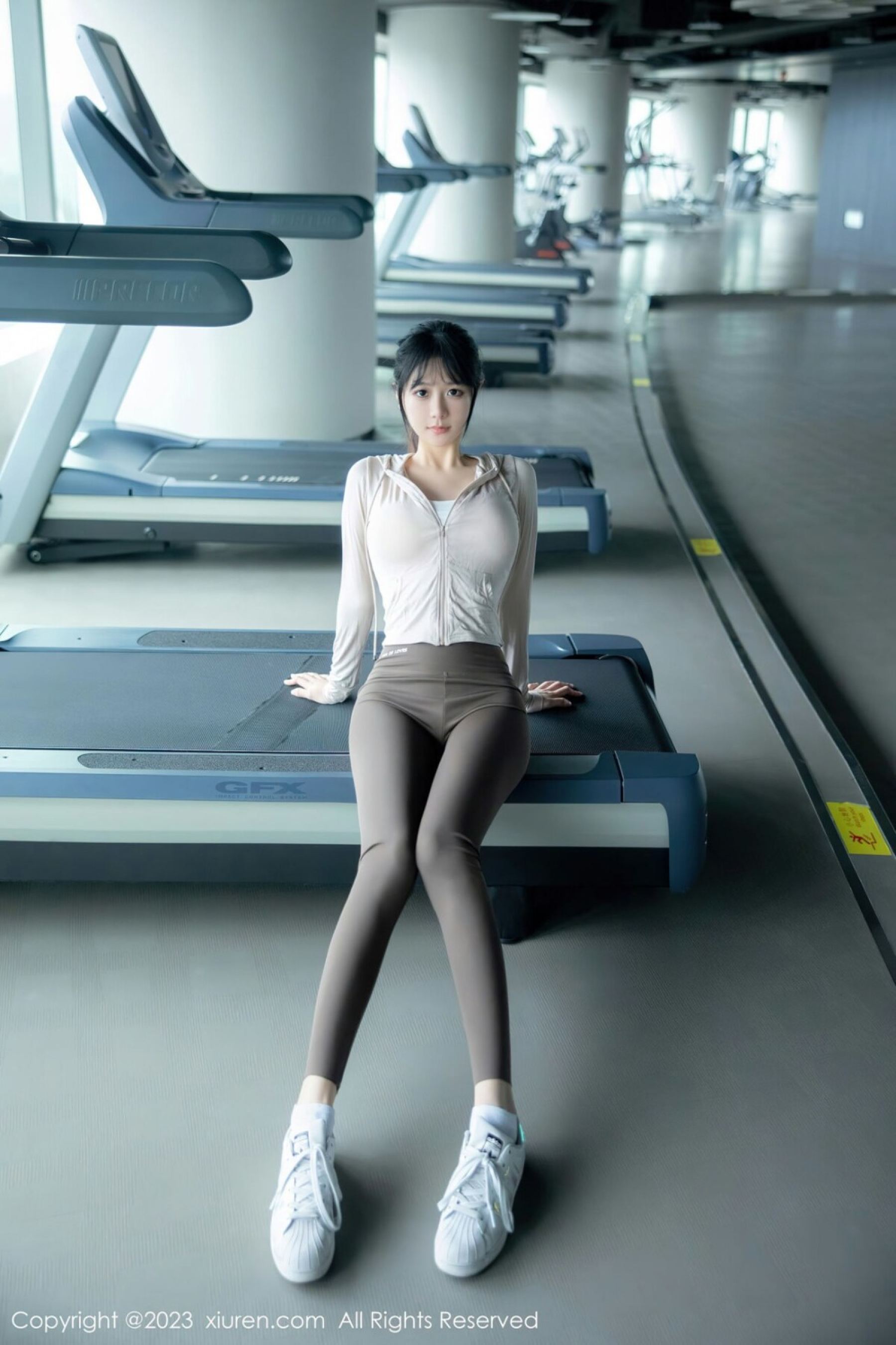 Vol. 6683 幼幼 | Page 2